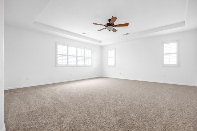 1942 N Sonoma Court, Hanford, CA 93230