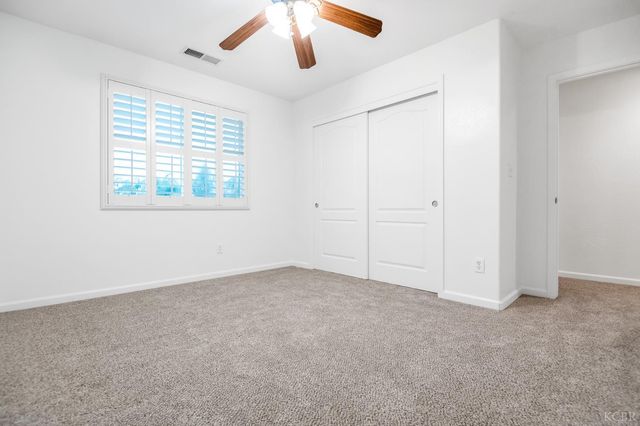 1942 N Sonoma Court, Hanford, CA 93230