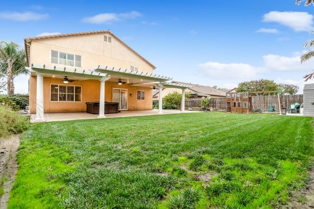 1942 N Sonoma Court, Hanford, CA 93230