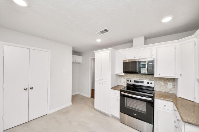 5803 Darnell Street, Houston, TX 77074