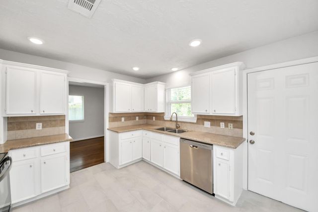 5803 Darnell Street, Houston, TX 77074