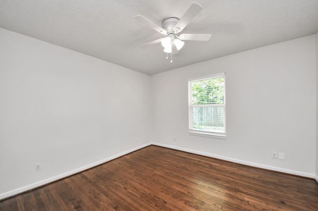5803 Darnell Street, Houston, TX 77074