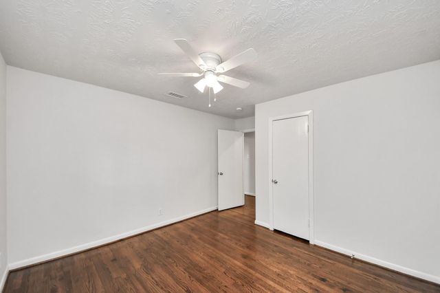 5803 Darnell Street, Houston, TX 77074