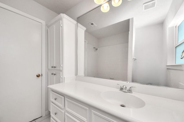 5803 Darnell Street, Houston, TX 77074