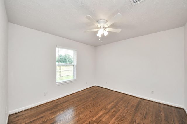 5803 Darnell Street, Houston, TX 77074