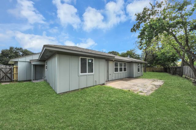 5803 Darnell Street, Houston, TX 77074