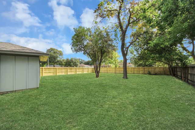 5803 Darnell Street, Houston, TX 77074