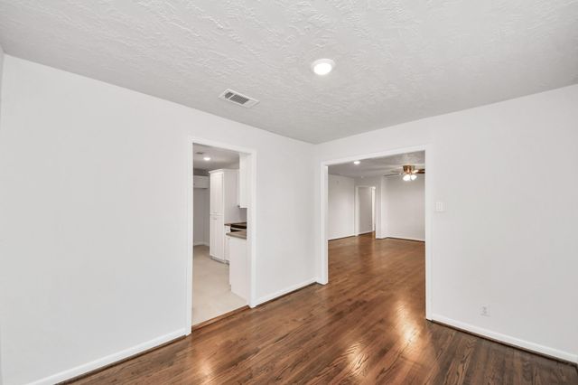 5803 Darnell Street, Houston, TX 77074
