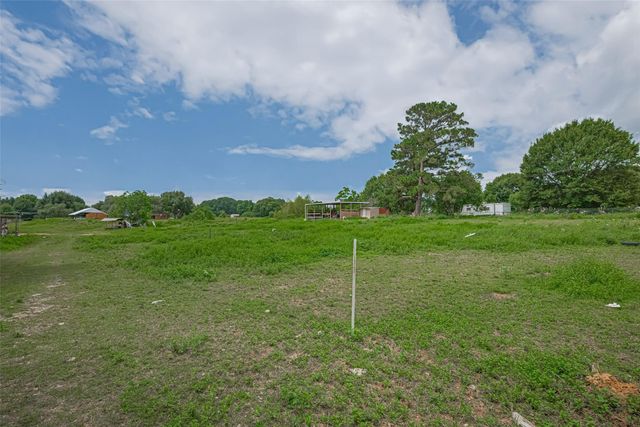 35535 Windmill Road, Hempstead, TX 77445