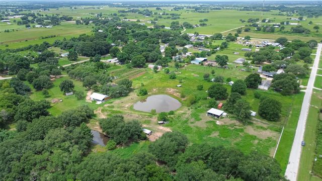 35535 Windmill Road, Hempstead, TX 77445