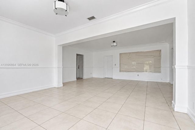 580 Lee Drive, Miami Springs, FL 33166