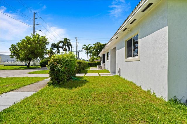 580 Lee Drive, Miami Springs, FL 33166