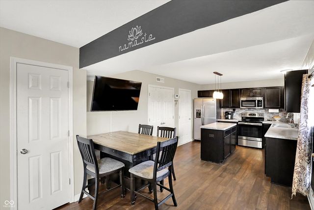 2843 Ludwig Drive, Indianapolis, IN 46239