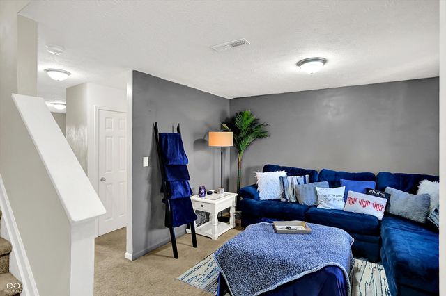 2843 Ludwig Drive, Indianapolis, IN 46239
