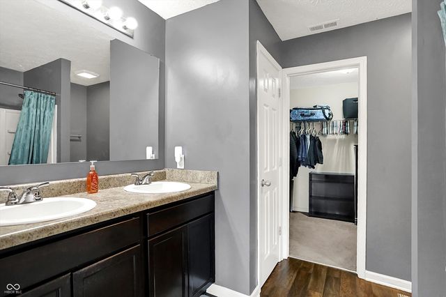 2843 Ludwig Drive, Indianapolis, IN 46239