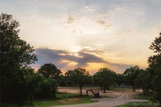 5923 Emberlyn Way, Sapulpa, OK 74066