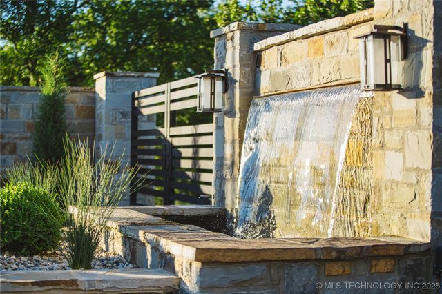 5923 Emberlyn Way, Sapulpa, OK 74066