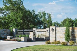 5923 Emberlyn Way, Sapulpa, OK 74066