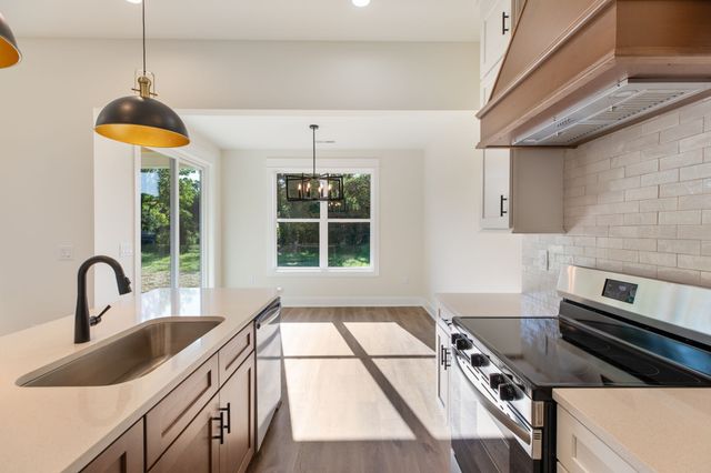 224 Karley Ln, Chapel Hill, TN 37034