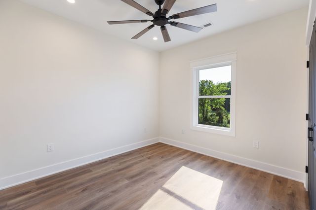 224 Karley Ln, Chapel Hill, TN 37034
