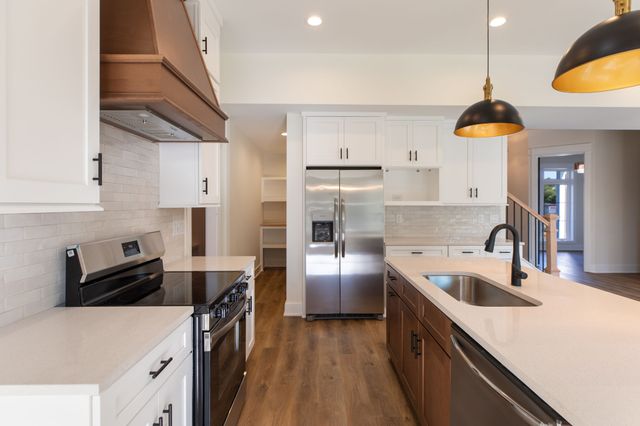 224 Karley Ln, Chapel Hill, TN 37034