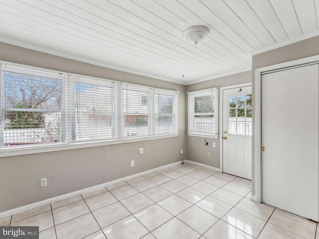 3503 MAPLE CT, Falls Church, VA 22041
