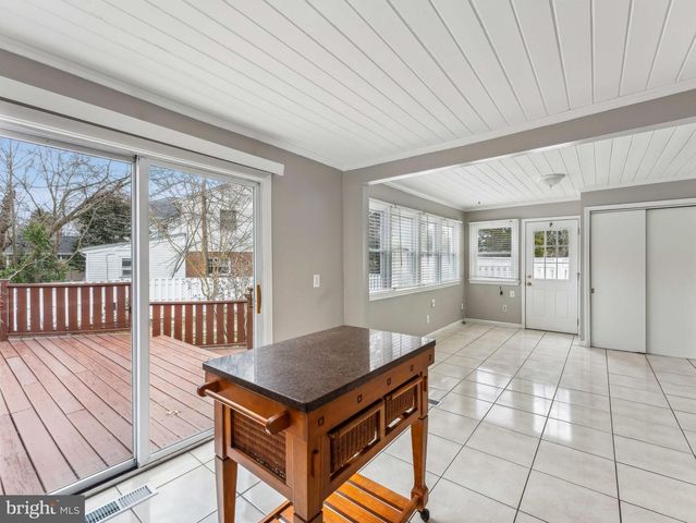 3503 MAPLE CT, Falls Church, VA 22041