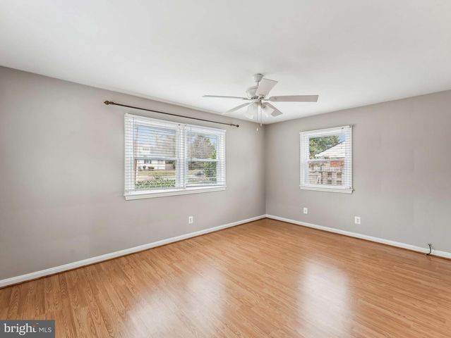 3503 MAPLE CT, Falls Church, VA 22041