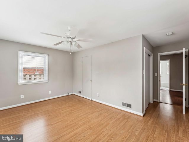 3503 MAPLE CT, Falls Church, VA 22041