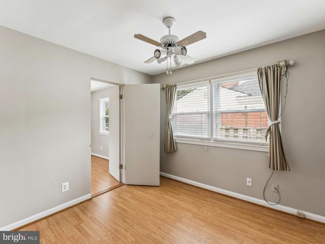 3503 MAPLE CT, Falls Church, VA 22041