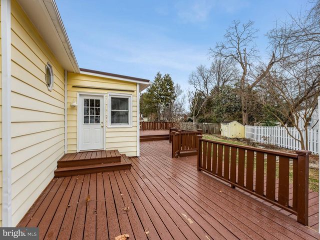3503 MAPLE CT, Falls Church, VA 22041