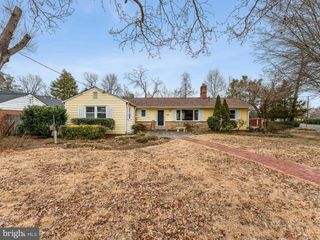 3503 MAPLE CT, Falls Church, VA 22041