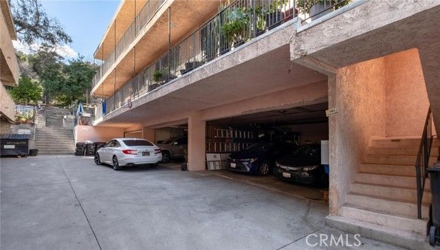 456 Solano Avenue, Los Angeles, CA 90012