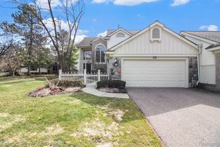 7365 Danbury Drive, West Bloomfield, MI 48322