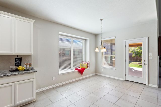 228 Crystal City CRK, Buda, TX 78610