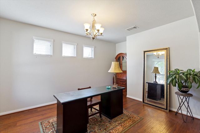 228 Crystal City CRK, Buda, TX 78610