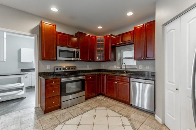 360 Derby Circle, Chattanooga, TN 37404