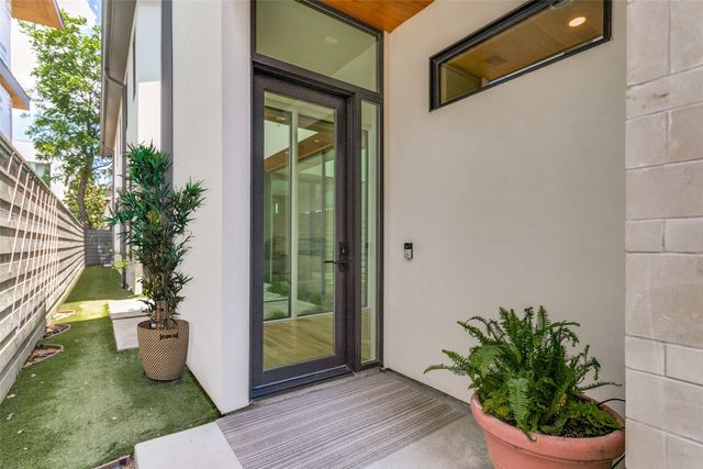 3617 Springbrook Street, Dallas, TX 75205