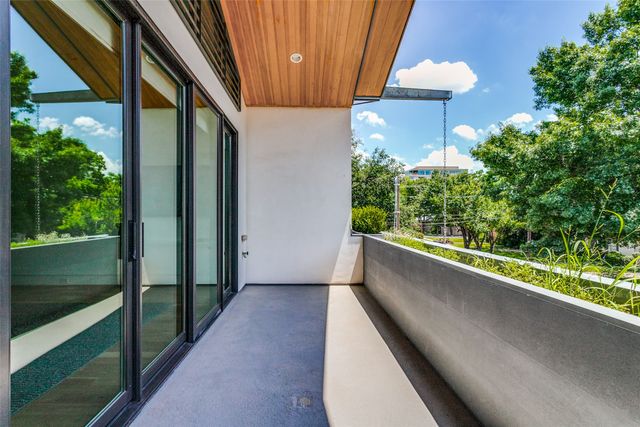 3617 Springbrook Street, Dallas, TX 75205