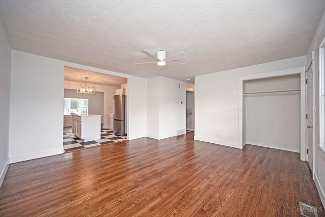 4034 Mantell Avenue, Sycamore Twp, OH 45236