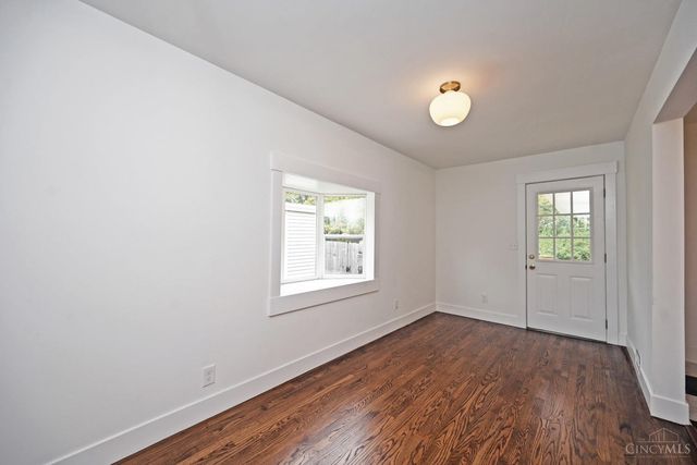 4034 Mantell Avenue, Sycamore Twp, OH 45236