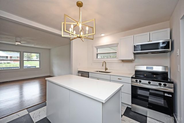 4034 Mantell Avenue, Sycamore Twp, OH 45236