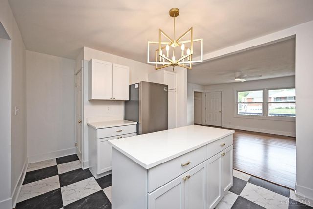 4034 Mantell Avenue, Sycamore Twp, OH 45236