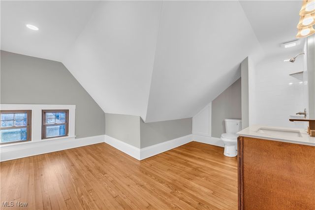 12206 Detroit Avenue, Lakewood, OH 44107