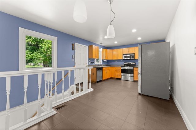 22475 Nancy Avenue, Southfield, MI 48033