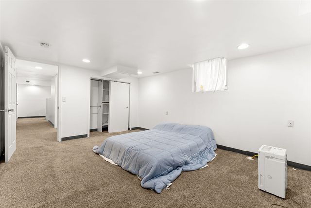 22475 Nancy Avenue, Southfield, MI 48033