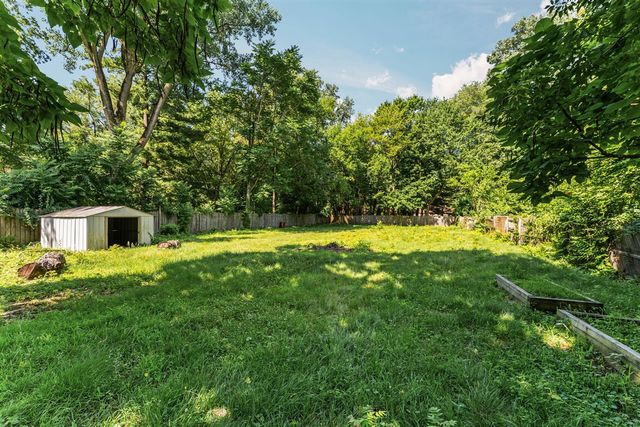 22475 Nancy Avenue, Southfield, MI 48033