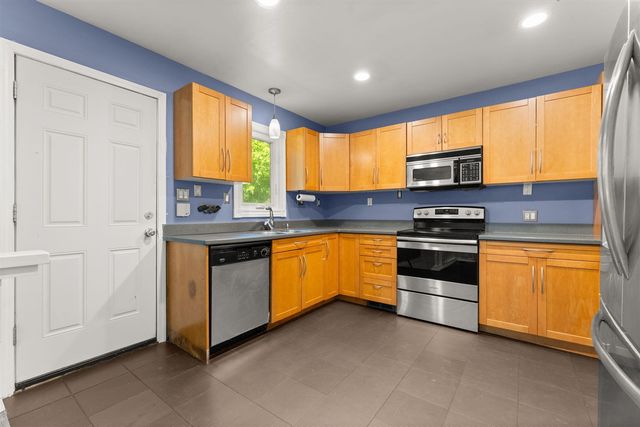 22475 Nancy Avenue, Southfield, MI 48033