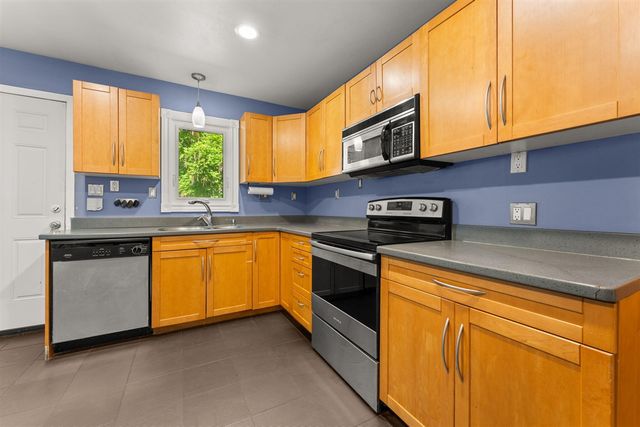 22475 Nancy Avenue, Southfield, MI 48033