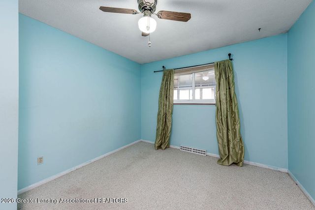2301 W Main Street 2301 2303, Holt, MI 48842